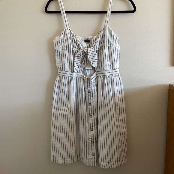 NWT Abercrombie Cut-Out Mini Dress - Picture 1 of 9